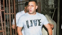 Salman Khan SPOTTED In HOT LOOK At Recording Studio At Bandra