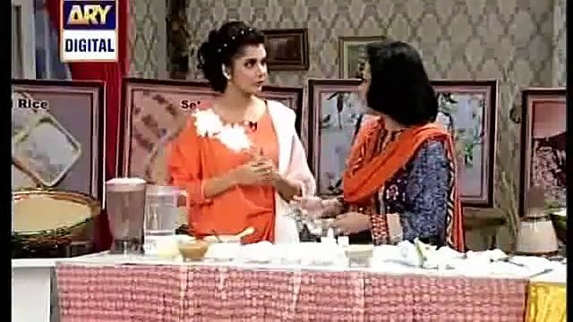 How to Get Rid of Dark Spots and Freckles on Face