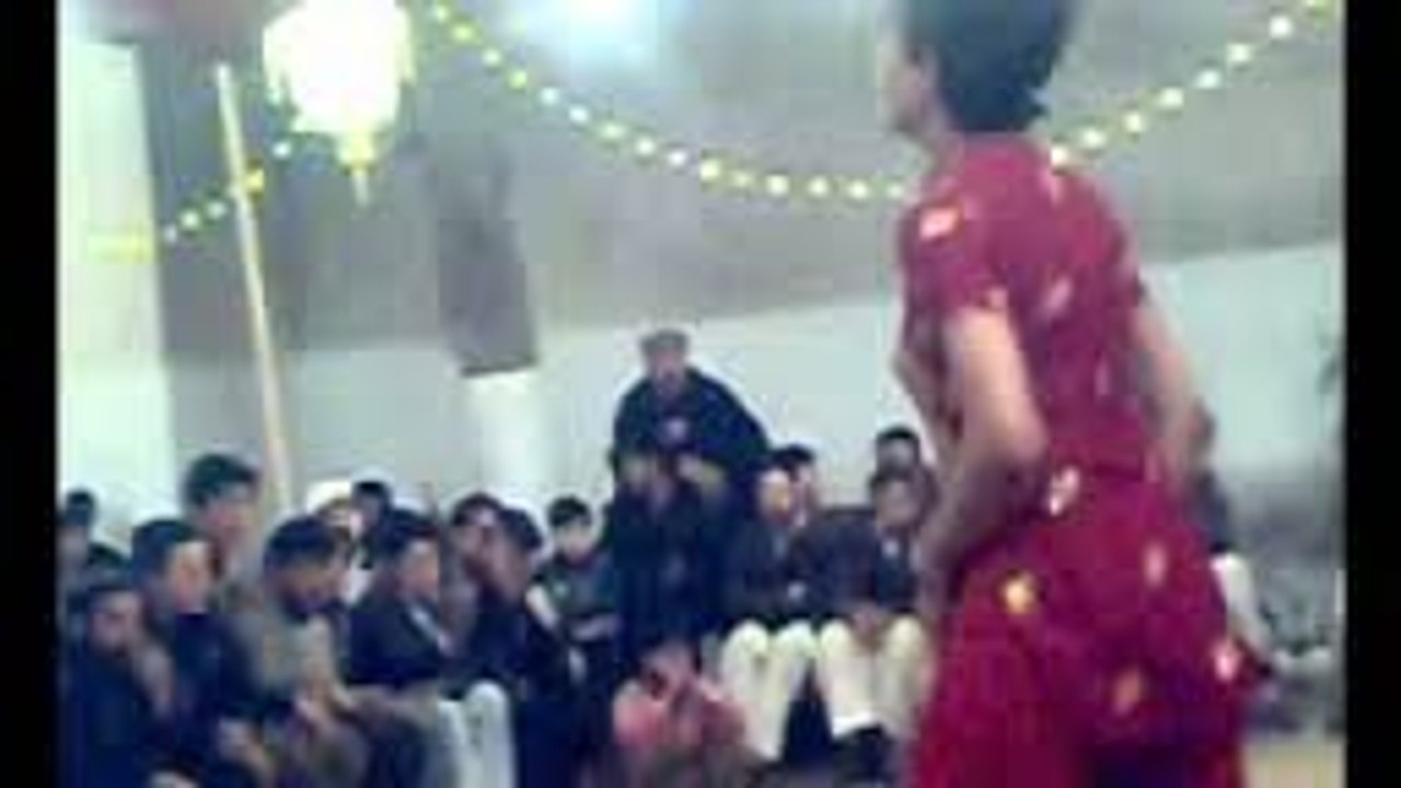 Funny pathan dancing with a very different style