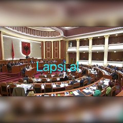 Blushi sfidon Ramen. Cohu e fol o frikacak