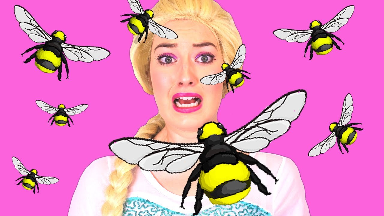 Spiderman & Frozen Elsa vs BEES! w  Pink Spidergirl, Maleficent & Joker, Anna, Superman & Prank  )