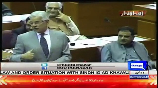 عمران خان کو جگتیں مارنے پر مجیب الرحمان شامی نے خواجہ آصف کی چھترول کردی