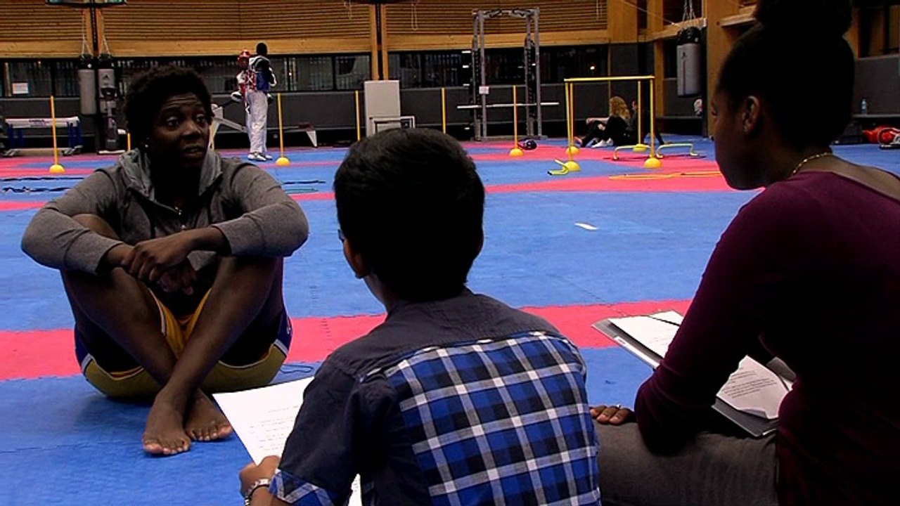 Interview de Gwladys Epangue par les deux élèves du collège Politzer de la Courneuve (93)