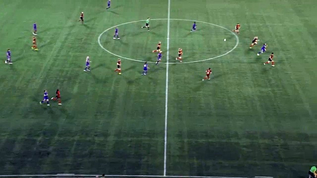 Alex Morgan klasını konuşturdu!