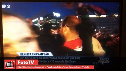 Adepto do Benfica festeja de forma efusiva o TRI