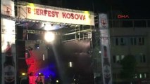 Kosova?da Bira ve Şarap Festivalinin Açılışında 30 Bin?e Yakın Kişi Katıldı