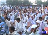 Farmers protest at Mall Road Lahore