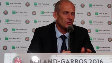 Roland-Garros 2016 - Guy Forget : "Roger Federer était cette exception"