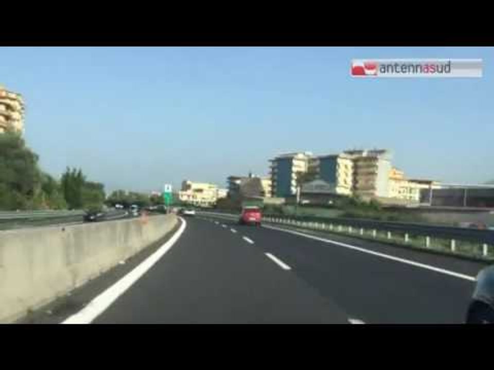 Tg Antenna Sud -  Perde conoscenza su autostrada, lo salva pattuglia Polstrada