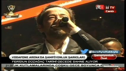 Feridun Düzağaç futbolcularla birlikte coştu!