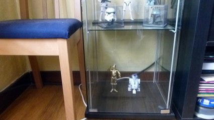 Como elevar una vitrina Detolf del Ikea