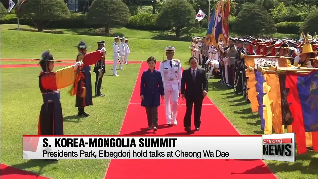 Korea, Mongolia agree to expand flights, economic cooperation at summit