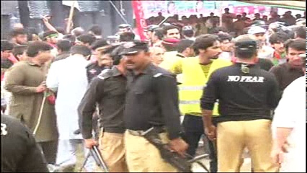 PTI Worker Fight Jalsa AJK Muzaffarabad