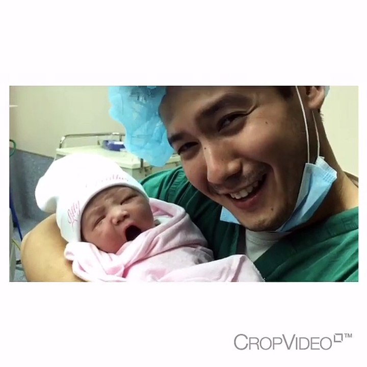 Meet John Prats, Isabel Oli's first child