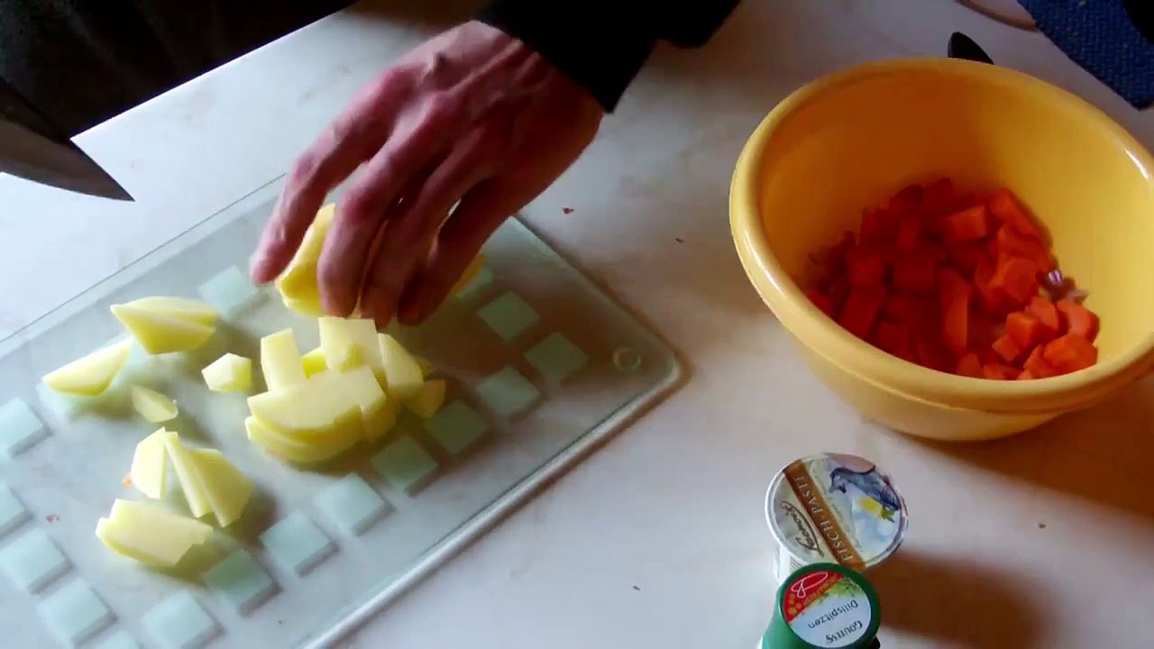 Somethings cooking - Episode 31: Lohikeitto - Finnish Salmon Soup