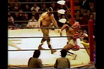 Konnan vs Rey Misterio 12/02/90