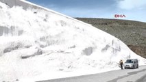Muş Kurtik Dağı'nda Kar Kalınlığı 6 Metre