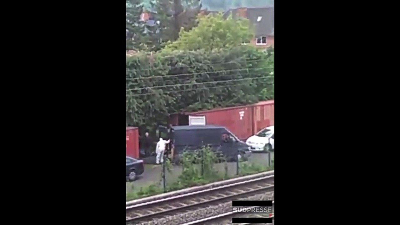Perquisition dans un container à Jambes