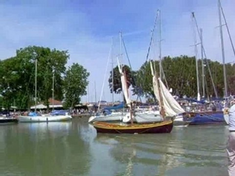 Grand canot HERMIONE