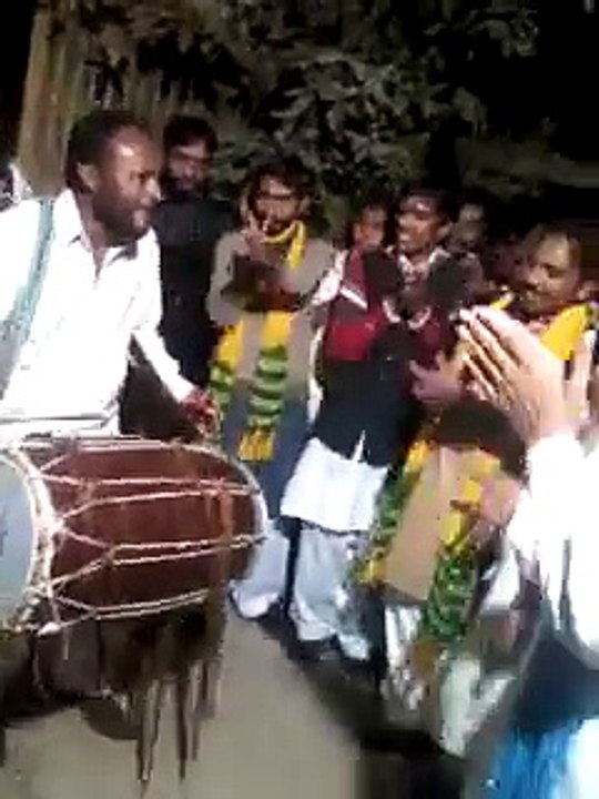 Desi dhol chaKwali must see amazing beat on dhol