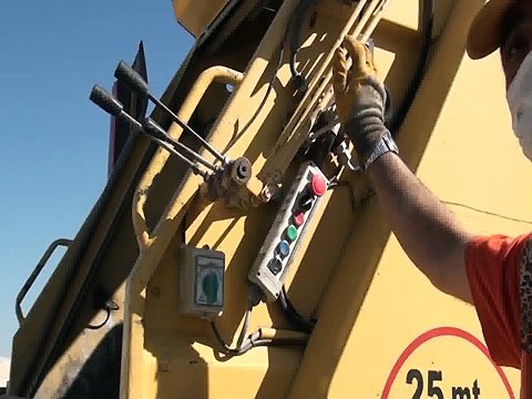 öge metal 2200 Litre Jaklı Yeraltı Çöp Konteyner Sistemi