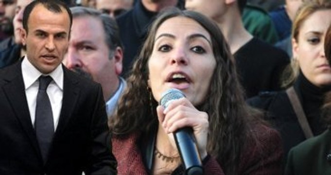 Türkiye'yi Terk Ettiği İddia Edilen HDP'li Sarıyıldız: Kaçmadım