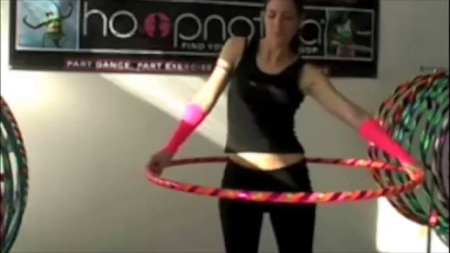 Hooper At One With Hula Hoop - Fun 10-Minute Aerobic Exercise Dance