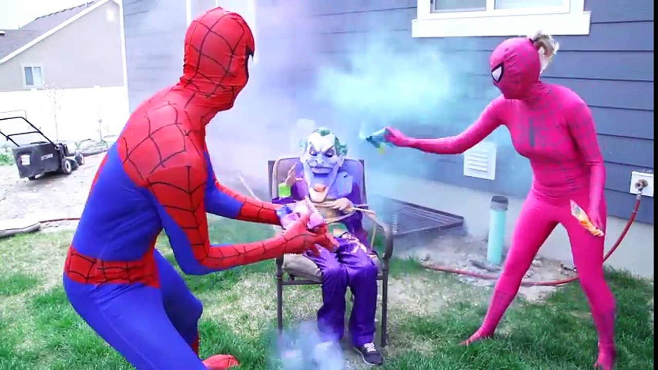 Ugly Frozen Elsa loses tooth Tinkerbell Fairy vs Harley Quinn The joker Frozen Anna Spiderman Arie l Kid Video