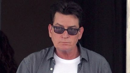 Charlie Sheen glaubt, dass FX ihm 40 Millionen Dollar für "Anger Management" schuldet