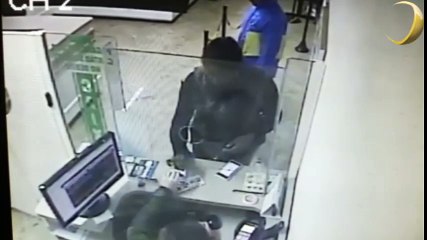 Câmeras flagram assalto a comércio no Centro de PG