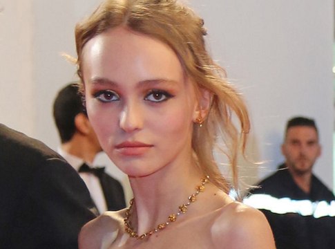 Lily-Rose Depp : harcelée par les paparazzis !