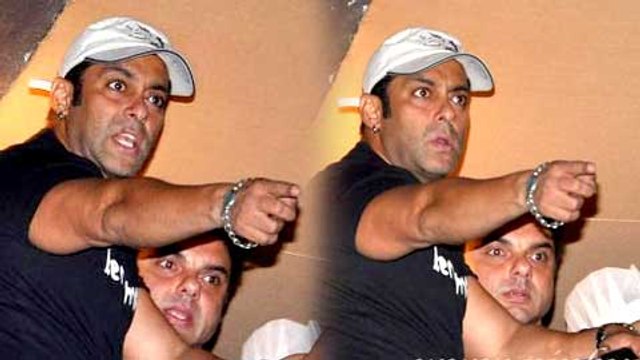 Sohail Khan ABUSES Reporter Over Salman Khan Iulia Vantur Marriage
