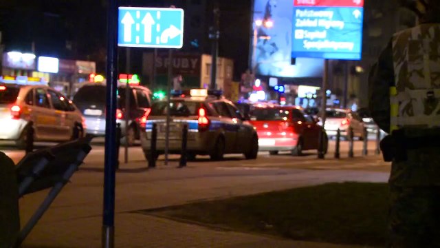 Marzą o pracy w Straży Miejskiej! Mają po 19 lat, noszą mundury i poderdalają za picie piwa!