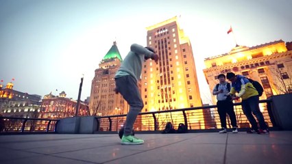 FIFA VS FOOTBALL With Séan Garnier!