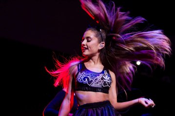 Ariana Grande - Be Alright Live Performance at Billboard Music Awards 2016