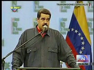 Maduro regañó a un chavista durante un acto proselitista