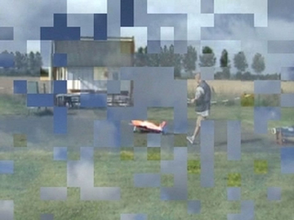 Decollage edge 540 kyosho