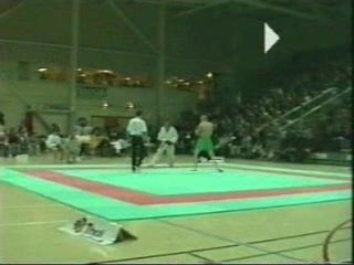 Muay Thai contre Tae Kwon Do