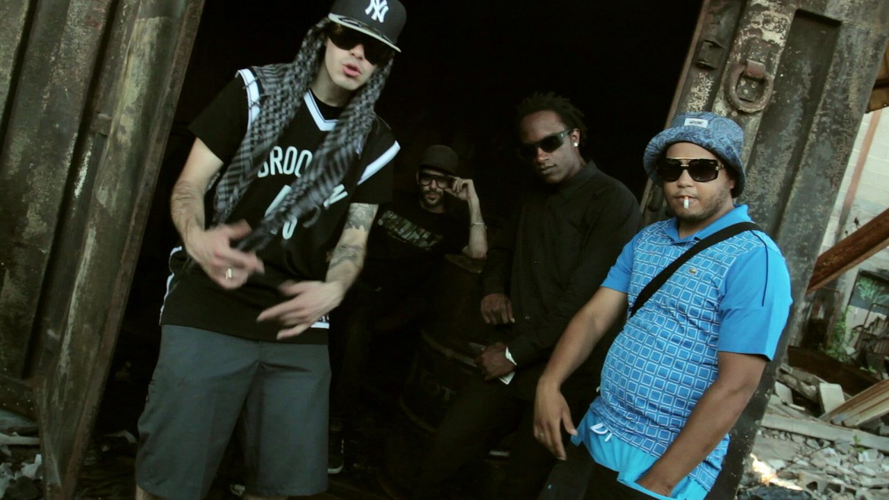 L'uZine & Reke - Muévete⎪Teaser Clip