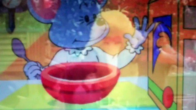 Matilda Mouse sings a Make a Wish Song for Carrie (Sesame Street: Carrie's Birthday Party)