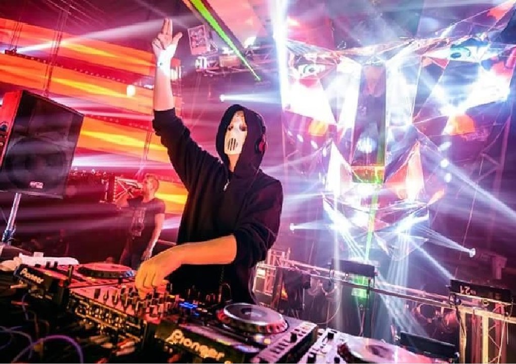 Angerfist - Circus Circus