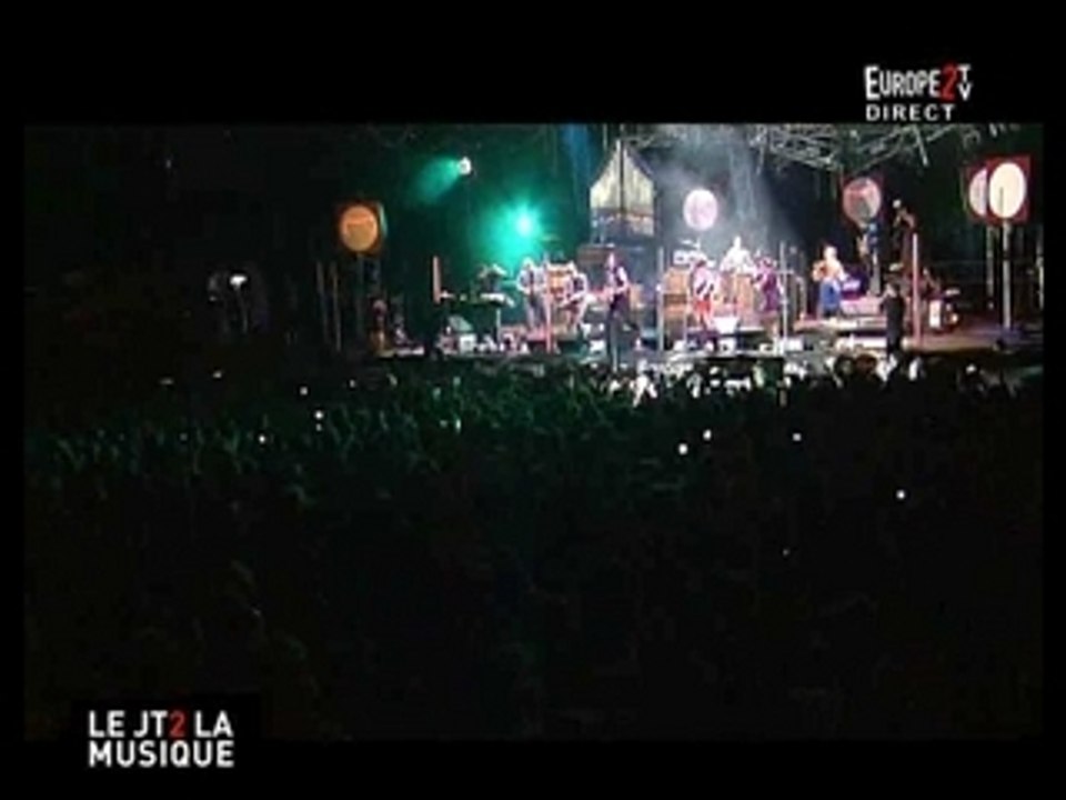 Arcade Fire- No Cars Go (live eurockeennes 2007)