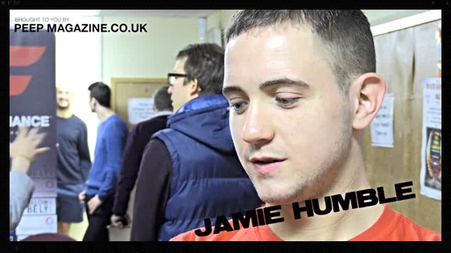 FIGHTING CHANCE SIGN JAMIE HUMBLE / PEEP MAGAZINE