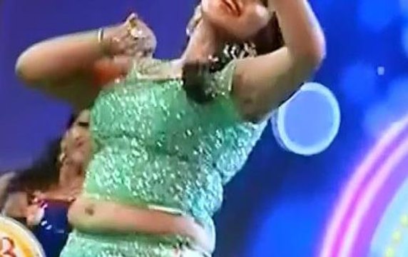 hot actress Shamna Kasim hot navel