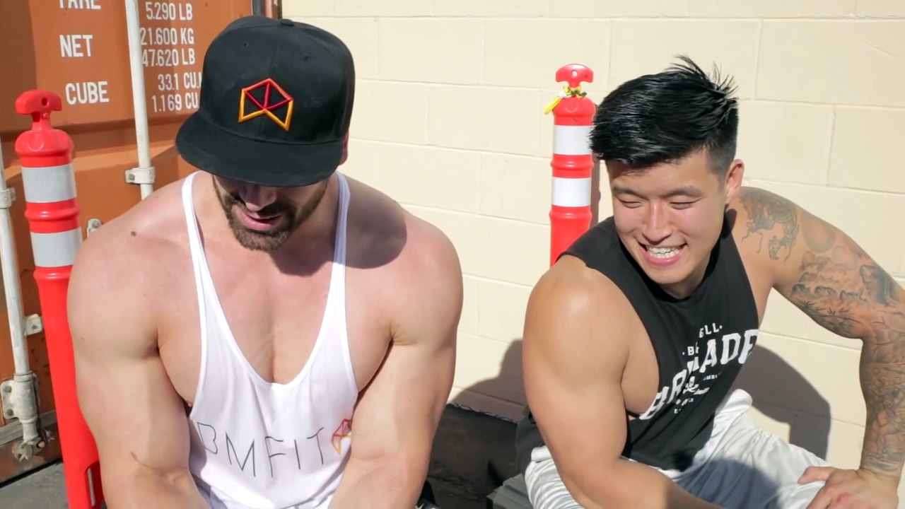 UPPER BODY   POWERLIFTING VS BODYBUILDING   BART KWAN