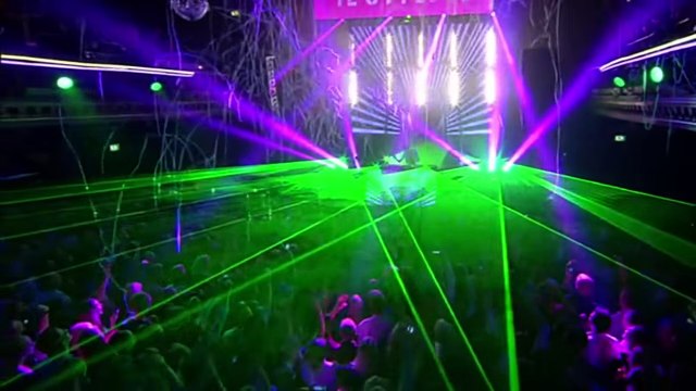 Avicii - Wake Me Up ft. Aloe Blacc (mashup music video)