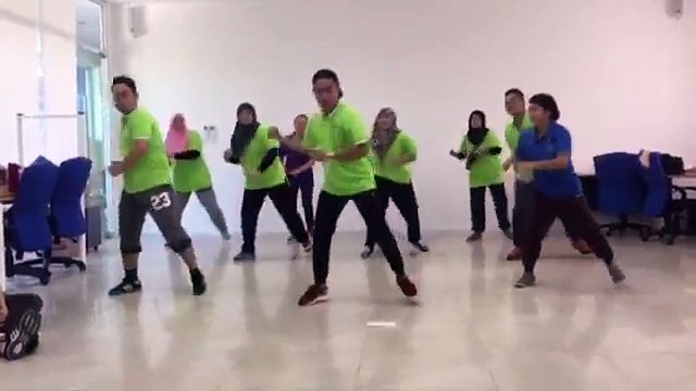 Aerobic Dance Fitness Exercise _PSY Gentleman REMIX