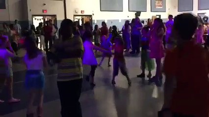 Chicken dance school dance 5-20-16