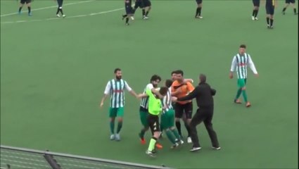 Referee Gets Attacked By Players In Italy's Lower Leagues!