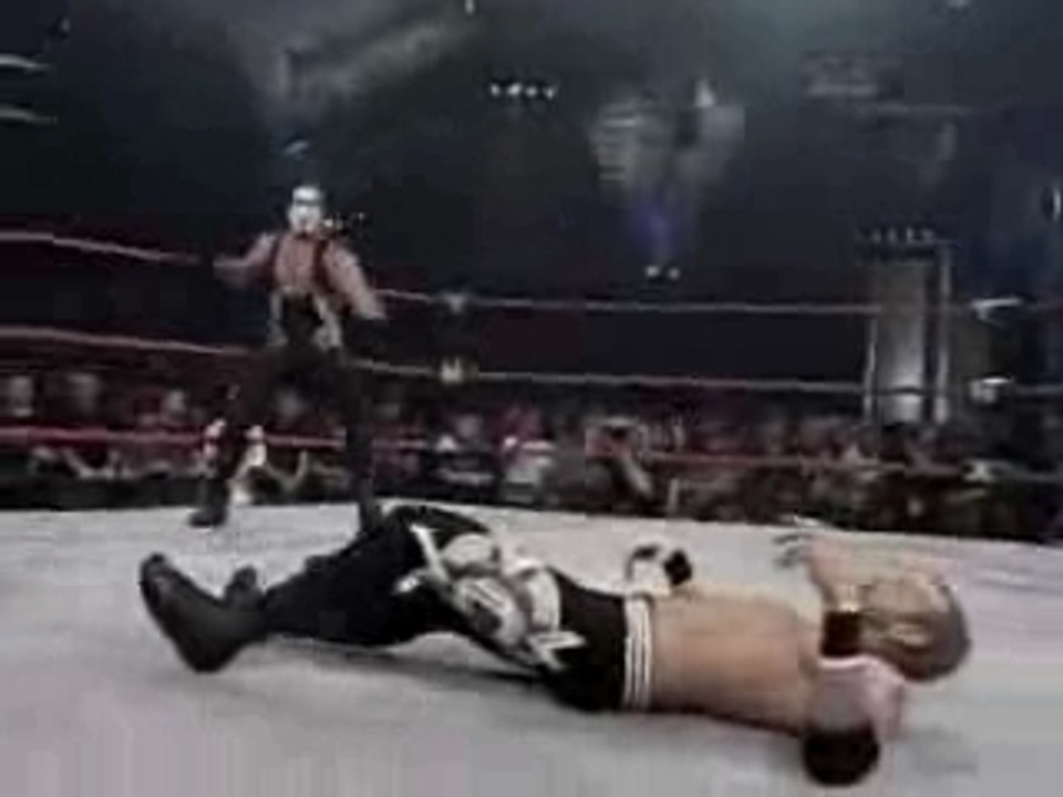Angle v. Sting v. Christian Sacrifice 2007